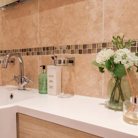 17 Fewster Way ヨーク