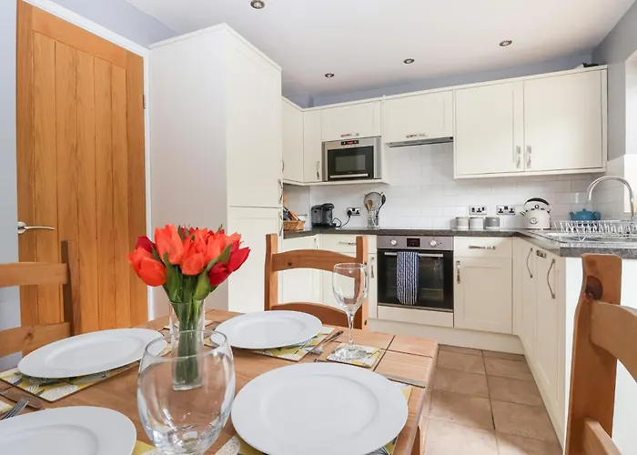 17 Fewster Way Holiday home York